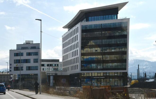 28446160-der-medical-cube-an-der-luitpoldstrasse-hat-den-besitzer-gewechselt-3dfe